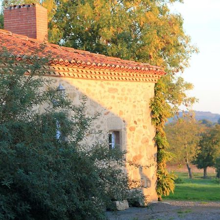 Les Chambres D'Hotes De La Metairie Du Bourg Les Herbiers Exterior photo